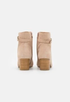 Anna Field Leather - Korte Laarzen - Beige 9 Anna Field Leather - Korte Laarzen - Beige -Dameskledingwinkel 081a6f79a0564c889b4da1d3e8563b4f