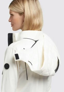 Khujo Dalis Shiny - Jas - Cremeweiß -Dameskledingwinkel 10b9380a2d3a4c8191864b2028deef57
