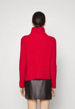 DRYKORN Arwen - Trui - Red 7 DRYKORN Arwen - Trui - Red -Dameskledingwinkel 139d034205e9441eb6b4f5288501dc75
