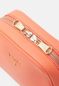 Patrizia Pepe Schoudertas - Coral Fluo -Dameskledingwinkel 228abc4663e24d3eae0175de126095d2