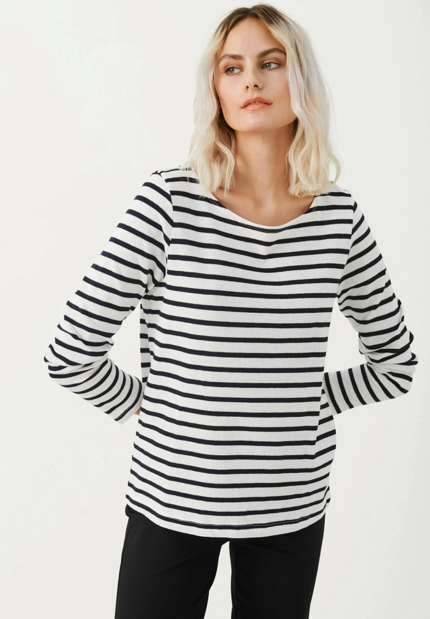 Part Two Vinka - Longsleeve - Dark Navy Stripe 1 Part Two Vinka - Longsleeve - Dark Navy Stripe