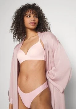 Anna Field 2 Pack - T-Shirt Bh - 402 - Pink_102 - Grey 11 Anna Field 2 Pack - T-Shirt Bh - 402 - Pink_102 - Grey -Dameskledingwinkel 3b35d96e37874822af7c136f3e088111