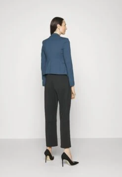 Patrizia Pepe Giacca - Blazer - Petrol Blue 9 Patrizia Pepe Giacca - Blazer - Petrol Blue -Dameskledingwinkel 44872fa80e26463e9353d588979a0f3c