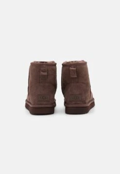 Ugg Classic Mini - Korte Laarzen - Burnt Cedar -Dameskledingwinkel 4565b1d41d8540be8b4ba9c495309c96