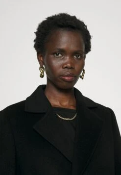 MAX & Co. Longrun - Mantel - Black 10 MAX & Co. Longrun - Mantel - Black -Dameskledingwinkel 520a4036f05540268b6a799919c84252