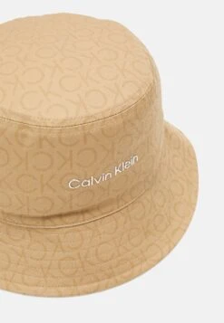 Calvin Klein Must Bucket Hat - Hoed - Safari Mono -Dameskledingwinkel 6583125726c244a995e105a5f50803d5