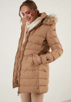 LELA Regular Fit - Winterjas - Camel -Dameskledingwinkel 65e5474a46574fcfb2ed6459accf61fb