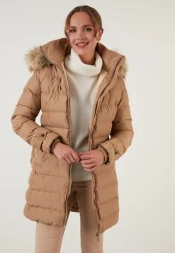 LELA Regular Fit - Winterjas - Camel -Dameskledingwinkel 7a887fa801004969ac6f1b7358f0fa0d