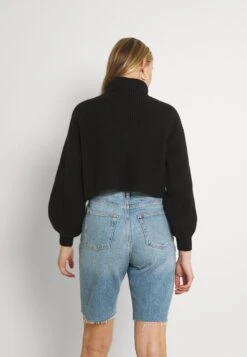 Monki Trui - Black -Dameskledingwinkel 86e5b39c9b39470aacb7e8bf0a56f5f5