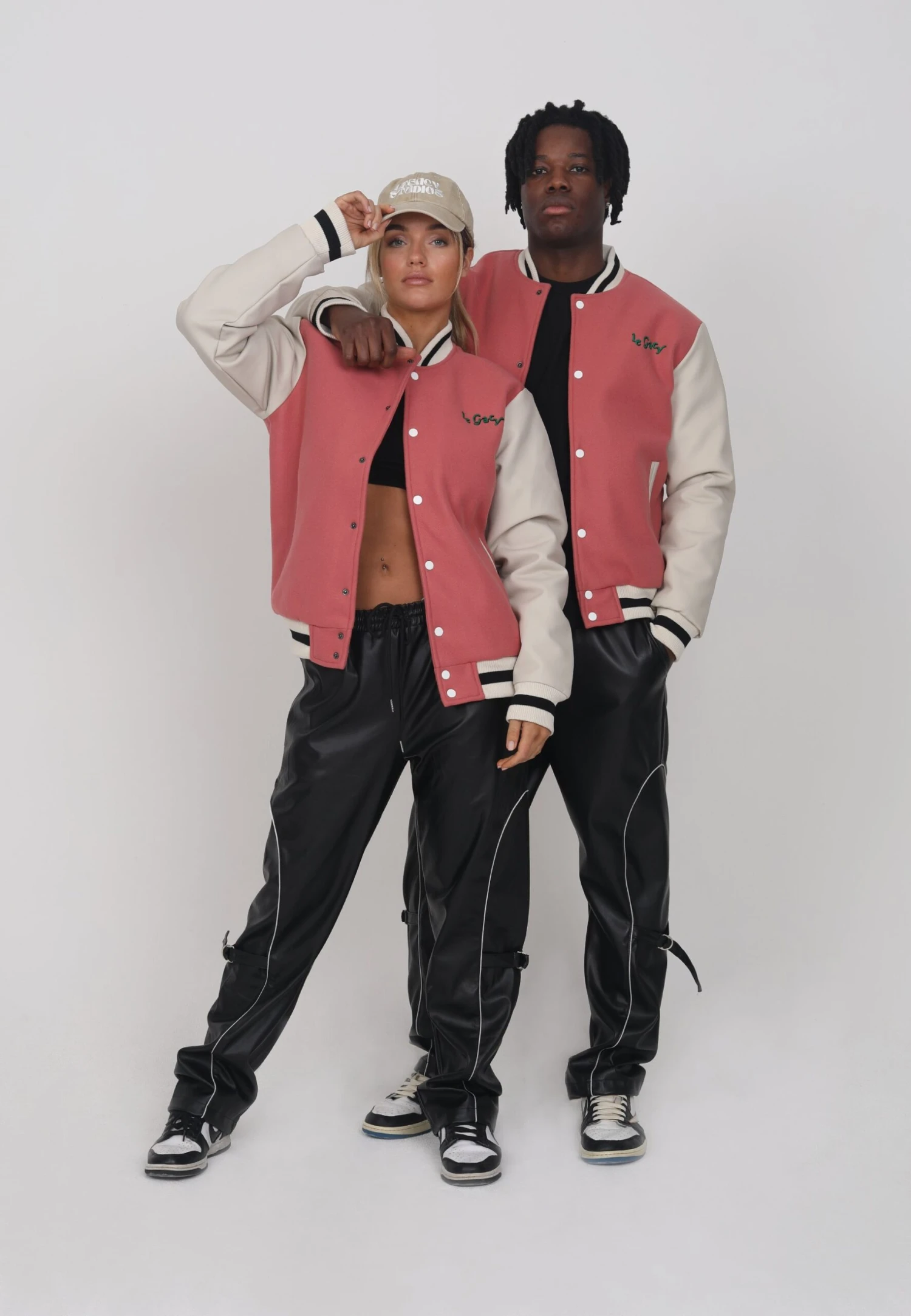 Lamar Varsity Jacket Unisex - Imitatieleren Jas - Coral 8 Lamar Varsity Jacket Unisex - Imitatieleren Jas - Coral - Afbeelding 8