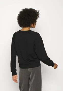 Anna Field Basic CleanCrew Neck Sweatshirt- Sweater - Black 7 Anna Field Basic CleanCrew Neck Sweatshirt- Sweater - Black -Dameskledingwinkel 88bc03987686408c83d83956951c563a