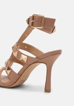 Steve Madden Capri - Sandalen - Nude -Dameskledingwinkel 8ed824e3e2774b188b3e951fd96e7bc2
