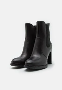 Leather- Enkellaarsjes Met Hoge Hak - Black 8 Leather- Enkellaarsjes Met Hoge Hak - Black -Dameskledingwinkel 905be349a0424c6ebaa958778d635f40