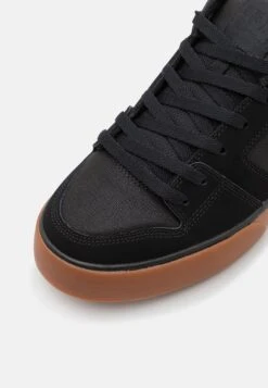 DC SHOES Pure - Sneakers Laag - Black/Gum 9 DC SHOES Pure - Sneakers Laag - Black/Gum -Dameskledingwinkel 96111493d4fc486e92cd75cd4a050052