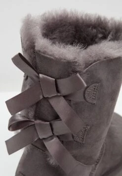 Ugg Bailey Bow - Korte Laarzen - Grey -Dameskledingwinkel 9db3d989bbe645c6847acb8223ef4d8d