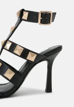 Steve Madden Capri - Sandalen - Black -Dameskledingwinkel a0b571fa6d1047c2b9945b3664da910d