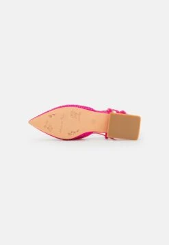 Alma En Pena Slingback Ballerina´S - Fuxia 10 Alma En Pena Slingback Ballerina´S - Fuxia -Dameskledingwinkel a629f56b5cbe440f8e14a9545c018f2b