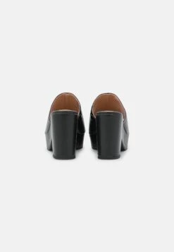Wide Fit - Muiltjes Met Hak - Black -Dameskledingwinkel b55520beef73467197135975547764b9