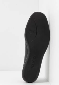 ECCO Simpil Loafer - Instappers - Black -Dameskledingwinkel c3a1ebcb19ef4b8db759967814f41700