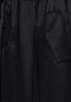 PULL & BEAR Satin Parachute - Broek - Mottled Black -Dameskledingwinkel c3b8c9d2f98f4296acf85615e49ddcc9