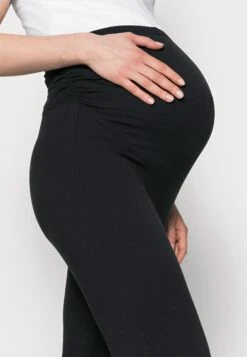 Trainingsbroek - Black 9 Trainingsbroek - Black -Dameskledingwinkel c5ab4c5ae4b54910993e327ccf49226d