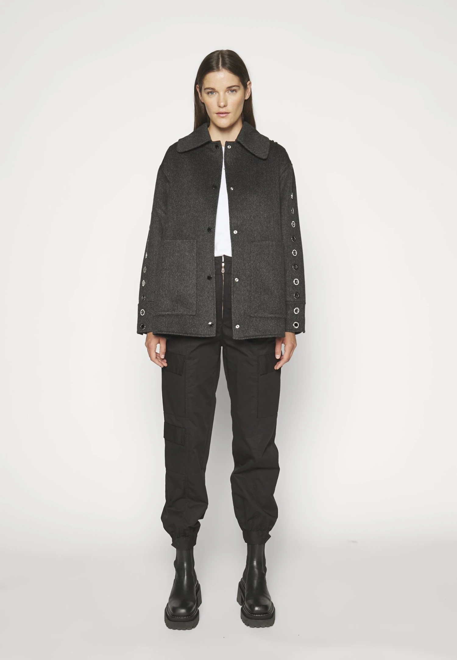 Sandro Oversize Double Face Coat With Eyelet - Halflange Jas - Gris Foncé 5 Sandro Oversize Double Face Coat With Eyelet - Halflange Jas - Gris Foncé - Afbeelding 5