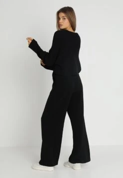 Even&Odd Cropped Jumper - Trui - Black -Dameskledingwinkel d6afe0db0365435898fd3ca235660222