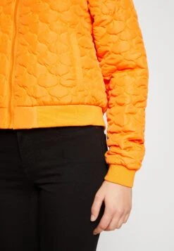 Noisy May Nmvivi- Bomberjacks - Vibrant Orange 11 Noisy May Nmvivi- Bomberjacks - Vibrant Orange -Dameskledingwinkel db33a30ad7cd49c0bd6a64df92d327fe