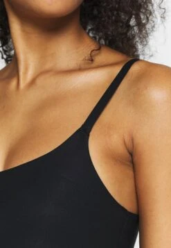 Chantelle Hemd - Schwarz 9 Chantelle Hemd - Schwarz -Dameskledingwinkel ea39ea140ba34613afbd3f7dce6bfbb4