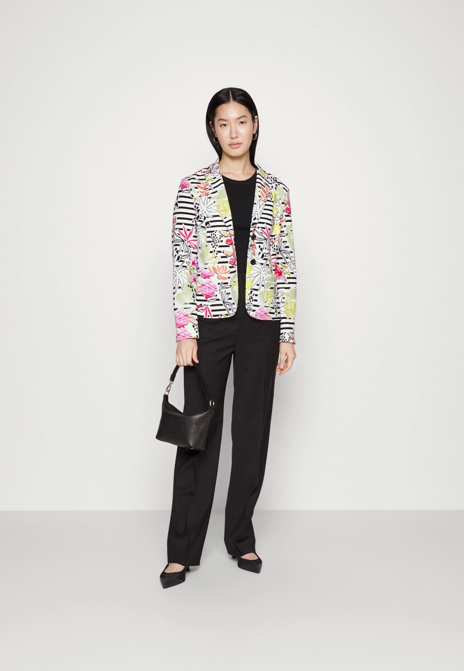 MARC CAIN Blazer - Light Limeade 2 MARC CAIN Blazer - Light Limeade - Afbeelding 2