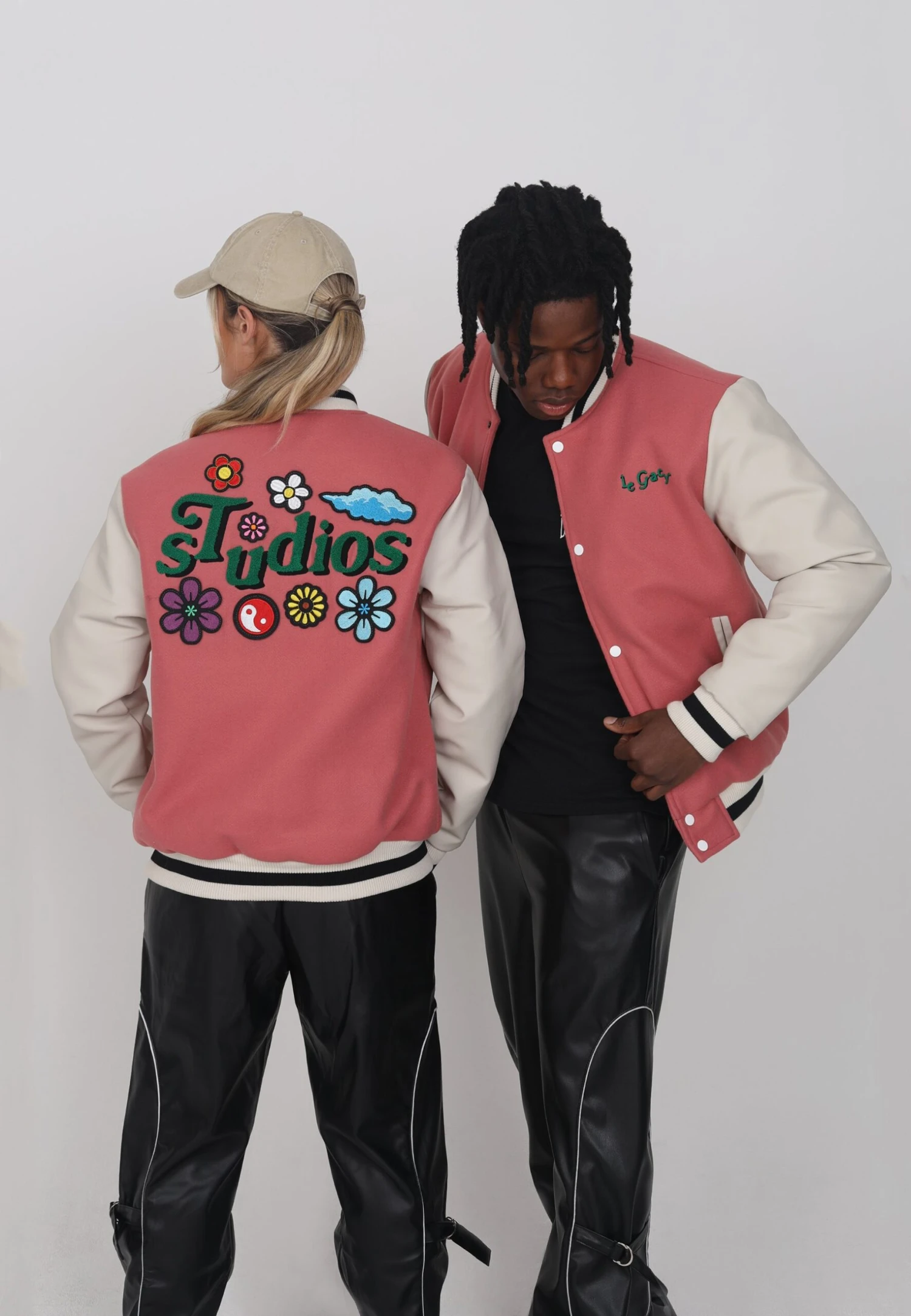 Lamar Varsity Jacket Unisex - Imitatieleren Jas - Coral 5 Lamar Varsity Jacket Unisex - Imitatieleren Jas - Coral - Afbeelding 5