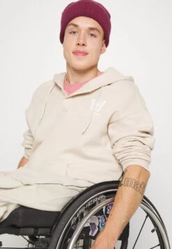 YOURTURN Unisex - Sweater - Beige -Dameskledingwinkel fcdf41f2fda44f83b3a793fbcecee1cf