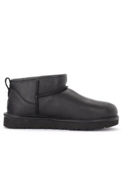 Ugg Korte Laarzen - Nero 9 Ugg Korte Laarzen - Nero -Dameskledingwinkel fe6e13a03b4f492794197372e64ad59a